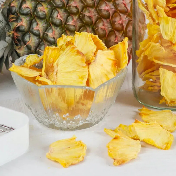 How To Dry Pineapple in A Food Dehydrator?