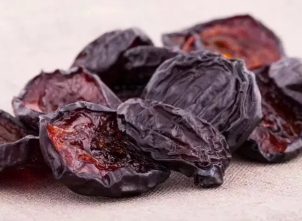 how to dehydrate plums in food dehydrator1