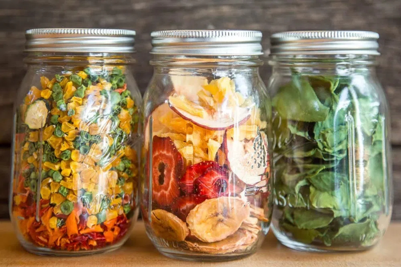 How To Dehydrate Food with A Dehydrator?