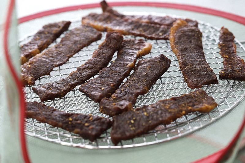 does a food dehydrator cook meat2