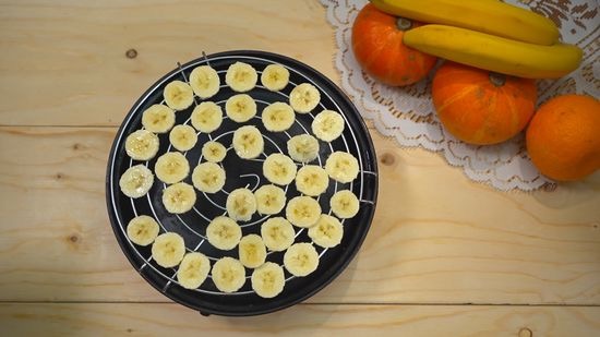 how to dehydrate bananas in a food dehydrator13