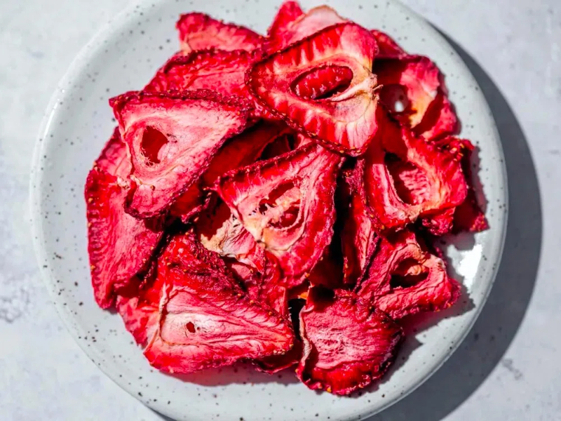 how to dehydrate strawberries in a food dehydrator2
