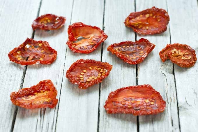 how to make sun dried tomatoes in a food dehydrator3